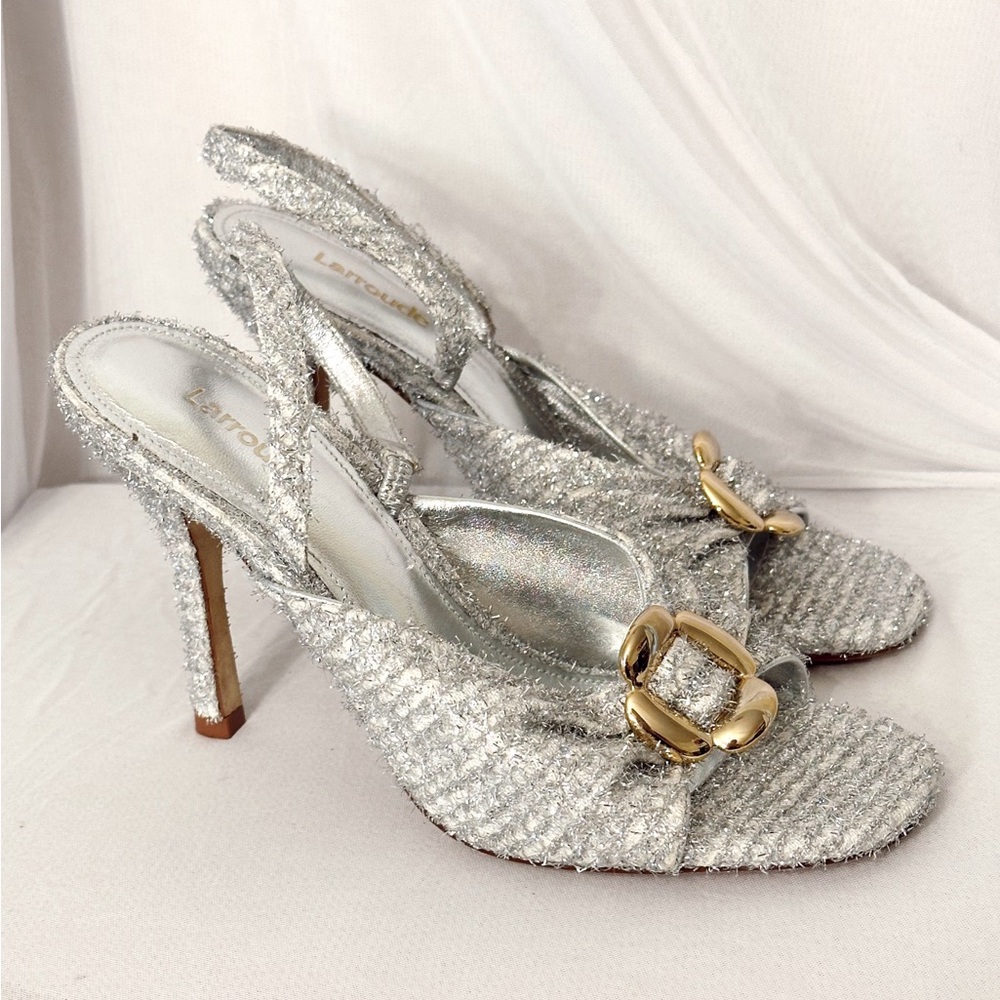 NWOT Larroudè Mayfair silver lurex sling back heels